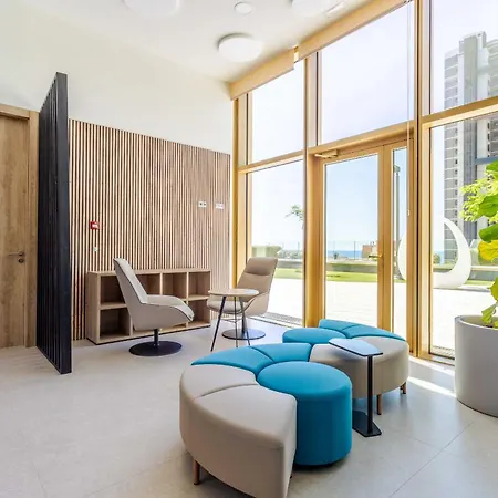 Intempo By Holuxe - 131 - 13th Floor