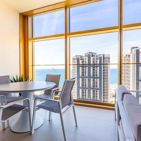 Intempo By Holuxe - 131 - 13th Floor